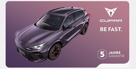 Freigestellter CUPRA Terramar vor einem lilafarbenen Hintergrund (Cupra)