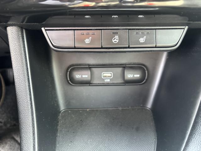 Kia SPORTAGE 1.6 GDI DREAM TEAM 2WD NAVI LEDER SHZ Bildbeschreibung: Kia SPORTAGE 1.6 GDI DREAM TEAM 2WD NAVI LEDER SHZ