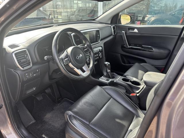 Kia SPORTAGE 1.6 GDI DREAM TEAM 2WD NAVI LEDER SHZ Bildbeschreibung: Kia SPORTAGE 1.6 GDI DREAM TEAM 2WD NAVI LEDER SHZ