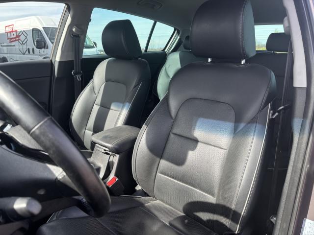 Kia SPORTAGE 1.6 GDI DREAM TEAM 2WD NAVI LEDER SHZ Bildbeschreibung: Kia SPORTAGE 1.6 GDI DREAM TEAM 2WD NAVI LEDER SHZ