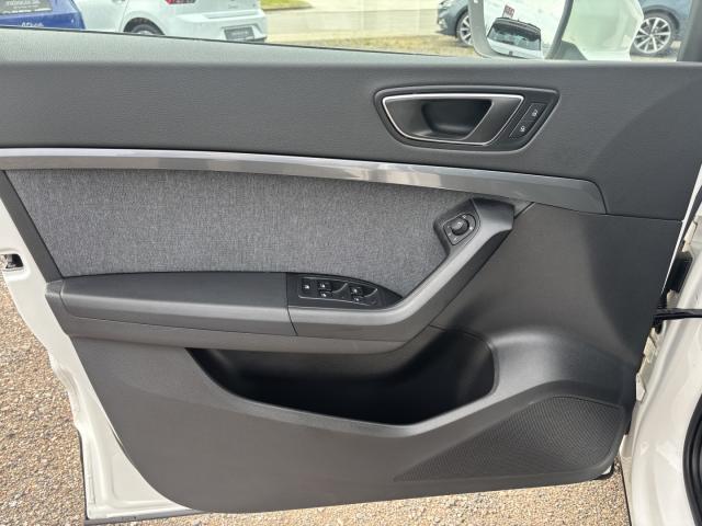 Seat ATECA STYLE 2.0 TDI DSG STANDHEIZ. SITZHEI. EPH Bildbeschreibung: Seat ATECA STYLE 2.0 TDI DSG STANDHEIZ. SITZHEI. EPH