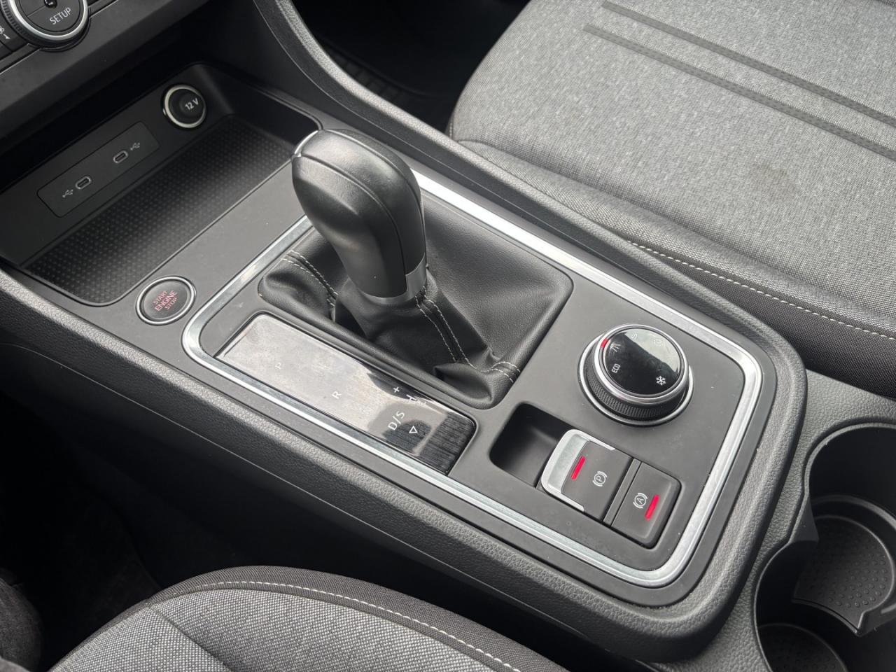 Seat ATECA STYLE 2.0 TDI DSG 4DRIVE AHZV DAB+ NAVI Bildbeschreibung: Seat ATECA STYLE 2.0 TDI DSG 4DRIVE AHZV DAB+ NAVI