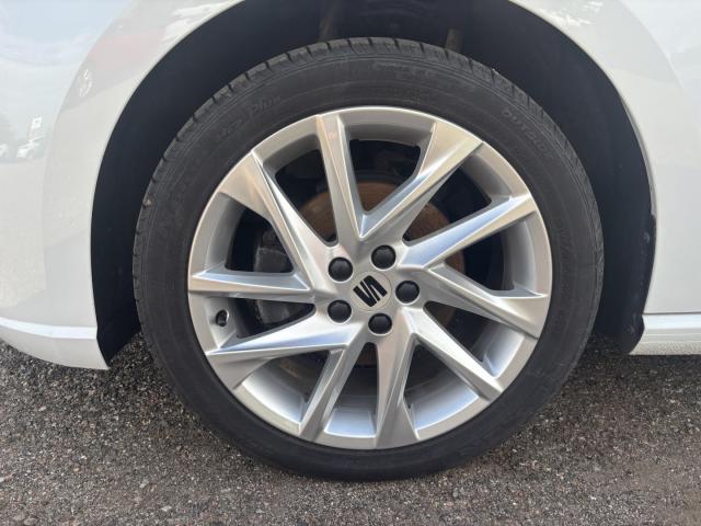 Seat IBIZA FR 1.0 TSI NAVI SITZHEIZ. EINPARKH. DAB+ Bildbeschreibung: Seat IBIZA FR 1.0 TSI NAVI SITZHEIZ. EINPARKH. DAB+