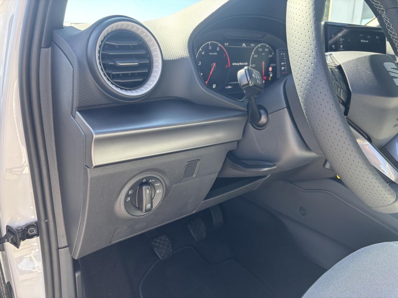Seat ARONA FR 1.0 TSI, CO2-Klasse: D, NAVI SITZHEIZ. AHZV-VORBER. EPH Bildbeschreibung: Seat ARONA FR 1.0 TSI, CO2-Klasse: D, NAVI SITZHEIZ. AHZV-VORBER. EPH