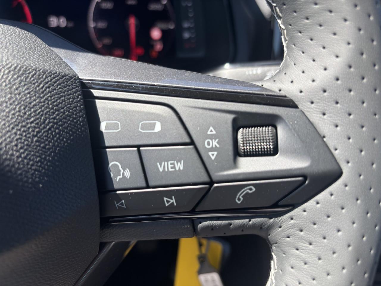 Seat ARONA FR 1.0 TSI, CO2-Klasse: D, NAVI SITZHEIZ. AHZV-VORBER. EPH Bildbeschreibung: Seat ARONA FR 1.0 TSI, CO2-Klasse: D, NAVI SITZHEIZ. AHZV-VORBER. EPH