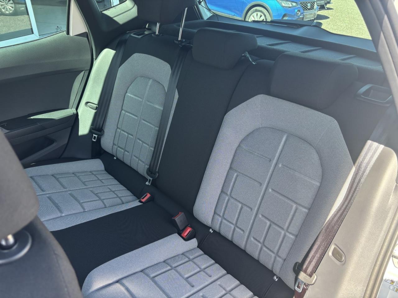 Seat ARONA FR 1.0 TSI, CO2-Klasse: D, NAVI SITZHEIZ. AHZV-VORBER. EPH Bildbeschreibung: Seat ARONA FR 1.0 TSI, CO2-Klasse: D, NAVI SITZHEIZ. AHZV-VORBER. EPH