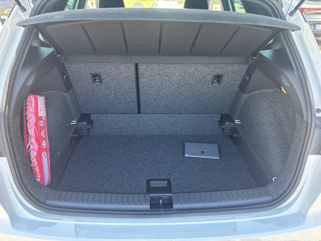 Seat ARONA FR 1.0 TSI, CO2-Klasse: D, NAVI SITZHEIZ. AHZV-VORBER. EPH Bildbeschreibung: Seat ARONA FR 1.0 TSI, CO2-Klasse: D, NAVI SITZHEIZ. AHZV-VORBER. EPH