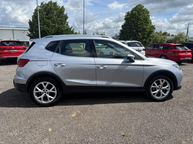 Seat ARONA FR 1.0 TSI NAVI EINPARKH. DAB+ FREISPR. Bildbeschreibung: Seat ARONA FR 1.0 TSI NAVI EINPARKH. DAB+ FREISPR.