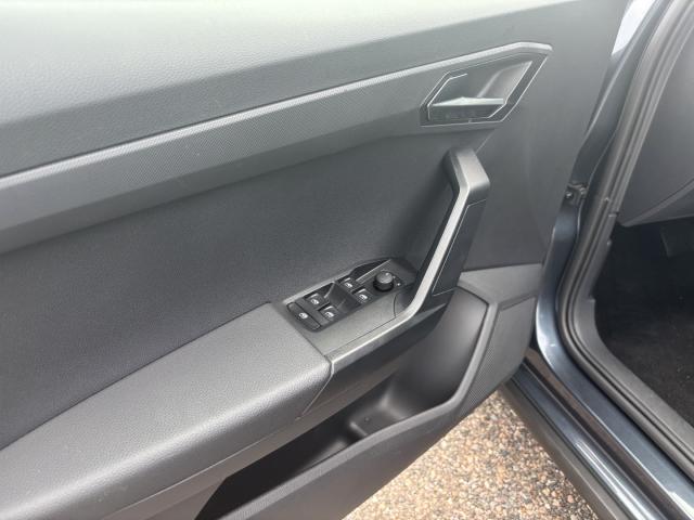 Seat ARONA STYLE 1.0 TSI DSG FULL-LINK EINPARKH. DAB+ Bildbeschreibung: Seat ARONA STYLE 1.0 TSI DSG FULL-LINK EINPARKH. DAB+