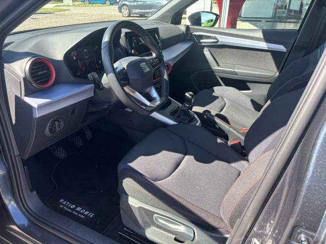 Seat ARONA FR 1.0 TSI EINPARKH. FULL-LINK DAB+ KLIMA Bildbeschreibung: Seat ARONA FR 1.0 TSI EINPARKH. FULL-LINK DAB+ KLIMA