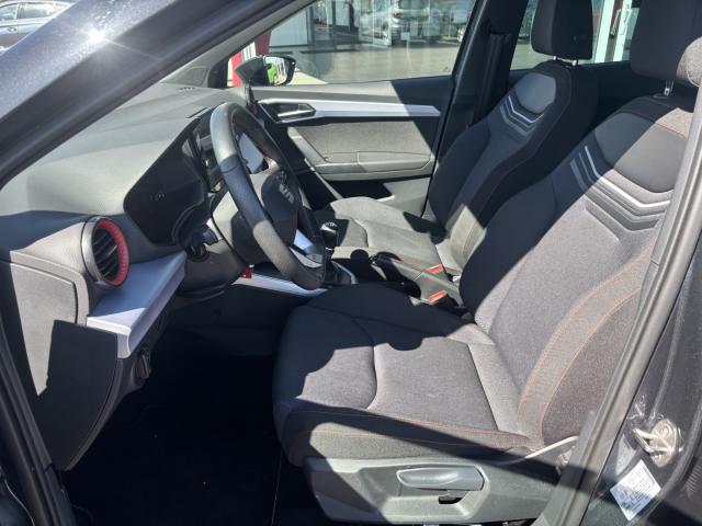 Seat ARONA FR 1.0 TSI EINPARKH. FULL-LINK DAB+ KLIMA Bildbeschreibung: Seat ARONA FR 1.0 TSI EINPARKH. FULL-LINK DAB+ KLIMA