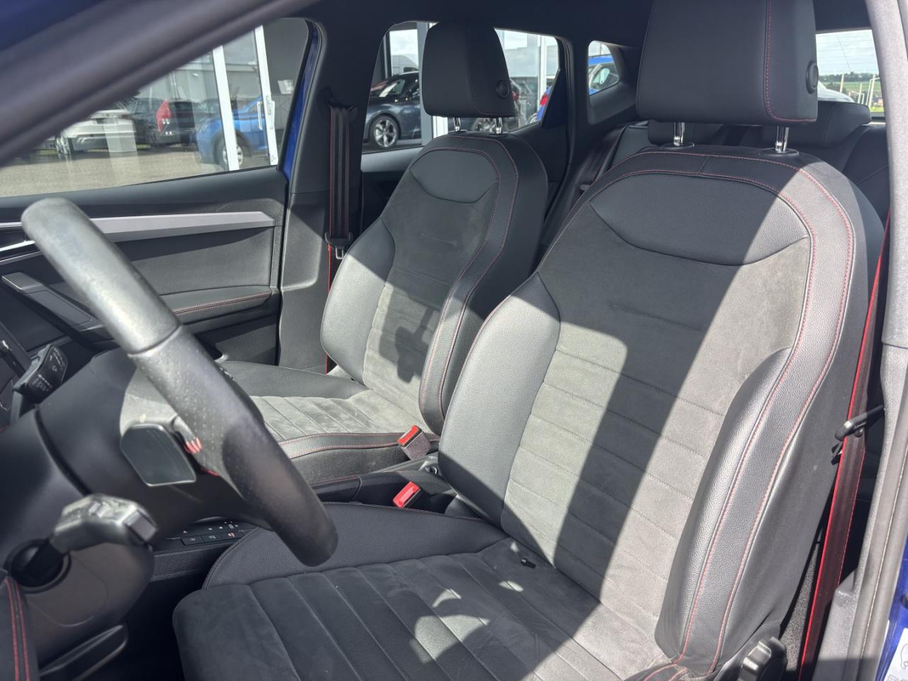 Seat IBIZA FR 1.0 TSI DSG VOLL-LED NAVI SITZH. Bildbeschreibung: Seat IBIZA FR 1.0 TSI DSG VOLL-LED NAVI SITZH.