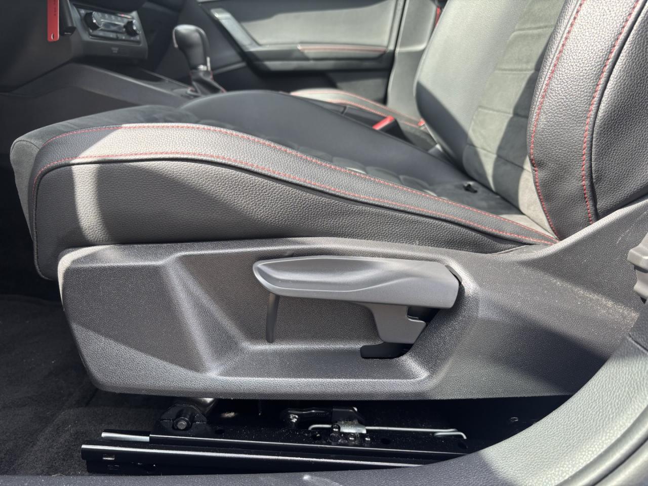 Seat IBIZA FR 1.0 TSI DSG VOLL-LED NAVI SITZH. Bildbeschreibung: Seat IBIZA FR 1.0 TSI DSG VOLL-LED NAVI SITZH.