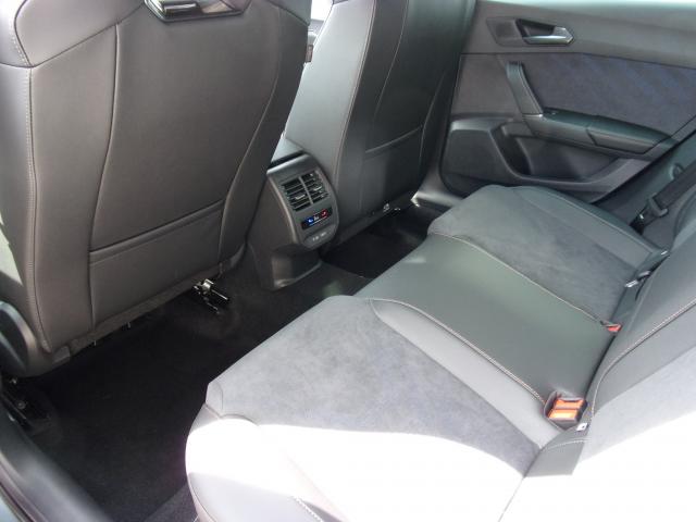 Cupra LEON SPORTSTOURER VZ 1.5 E HYBRID DSG NAVI SHZ Bildbeschreibung: Cupra LEON SPORTSTOURER VZ 1.5 E HYBRID DSG NAVI SHZ