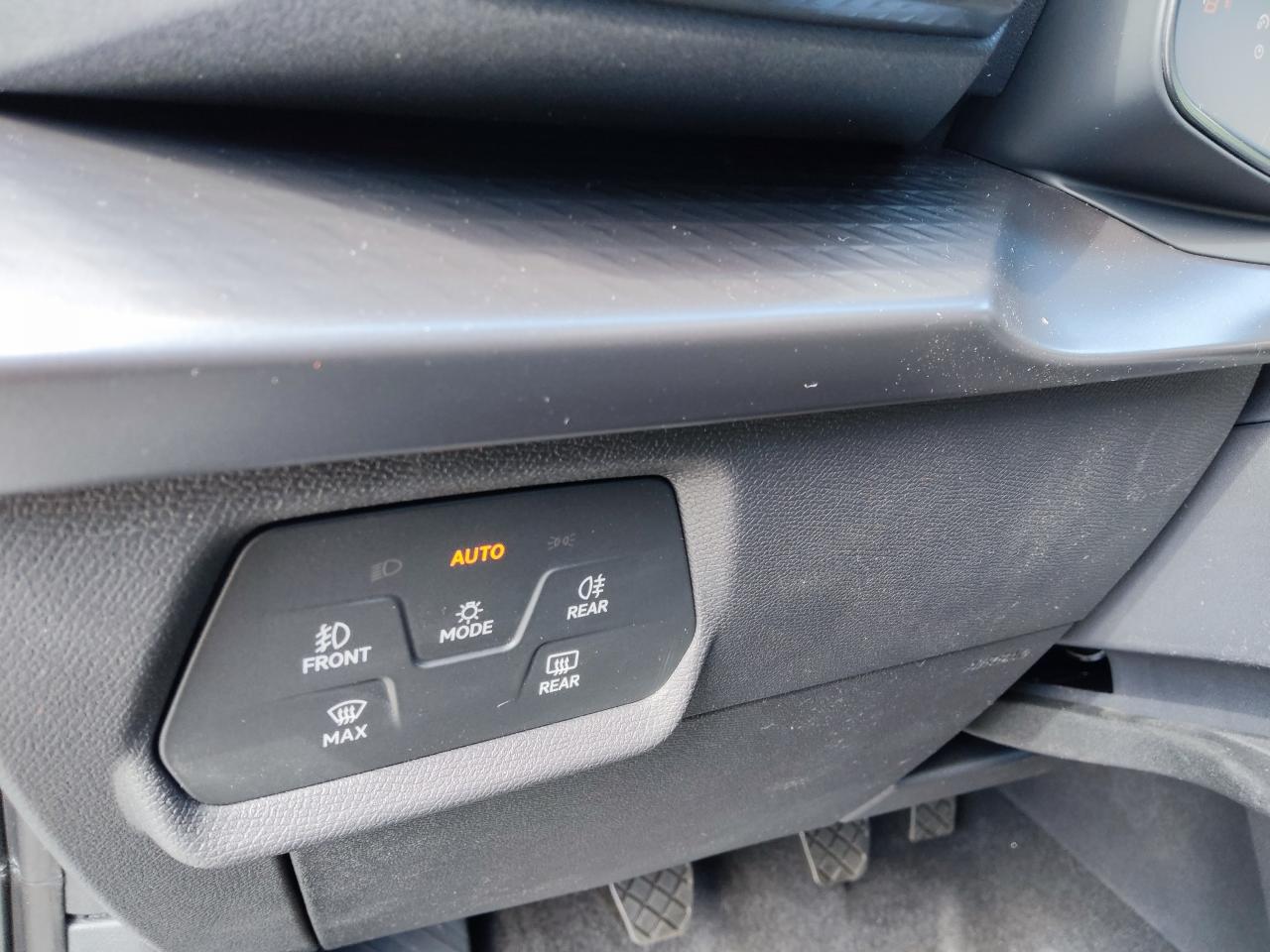 Cupra FORMENTOR 1.5 TSI, CO2-Klasse: E, NAVI AHZV-VORBER. MATRIX-LED Bildbeschreibung: Cupra FORMENTOR 1.5 TSI, CO2-Klasse: E, NAVI AHZV-VORBER. MATRIX-LED