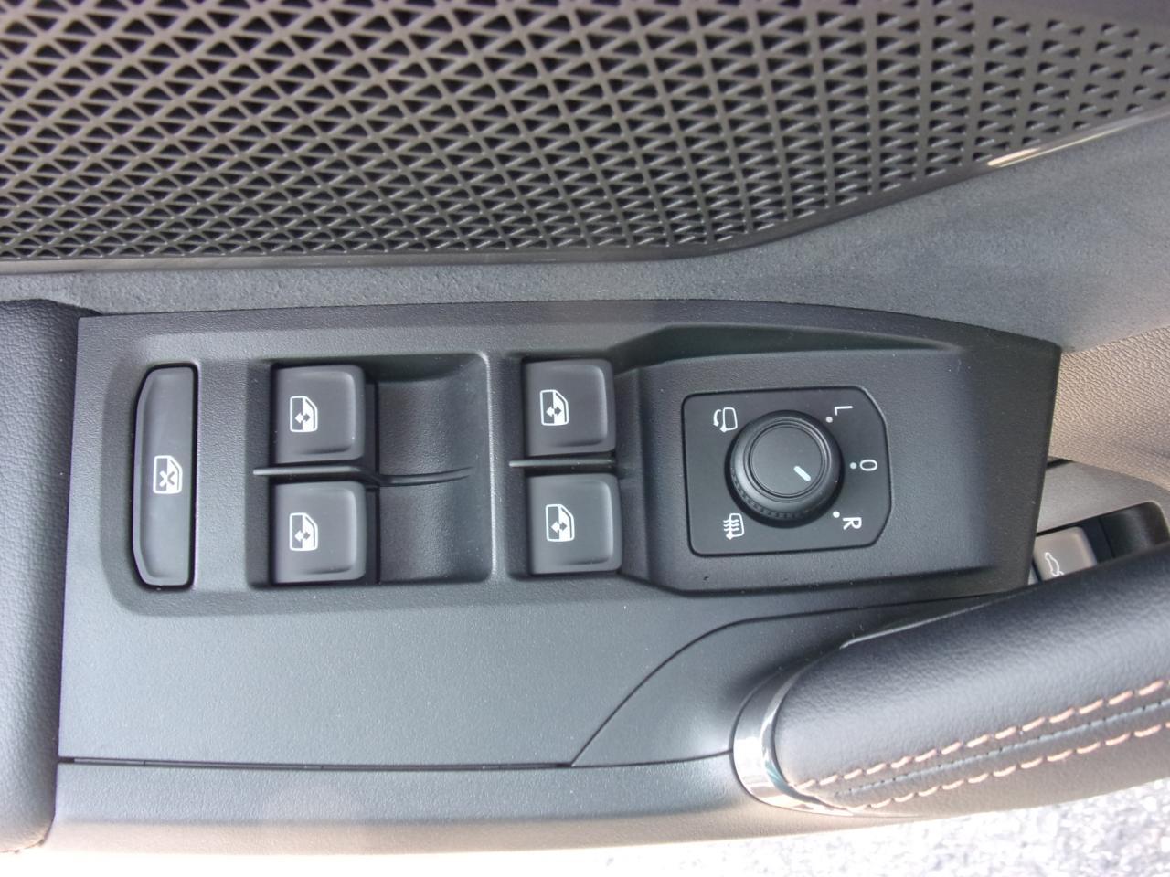 Cupra FORMENTOR VZ BLACK EDITION 2.0 TSI DSG, CO2-Klasse: G, NAVI AHK Bildbeschreibung: Cupra FORMENTOR VZ BLACK EDITION 2.0 TSI DSG, CO2-Klasse: G, NAVI AHK