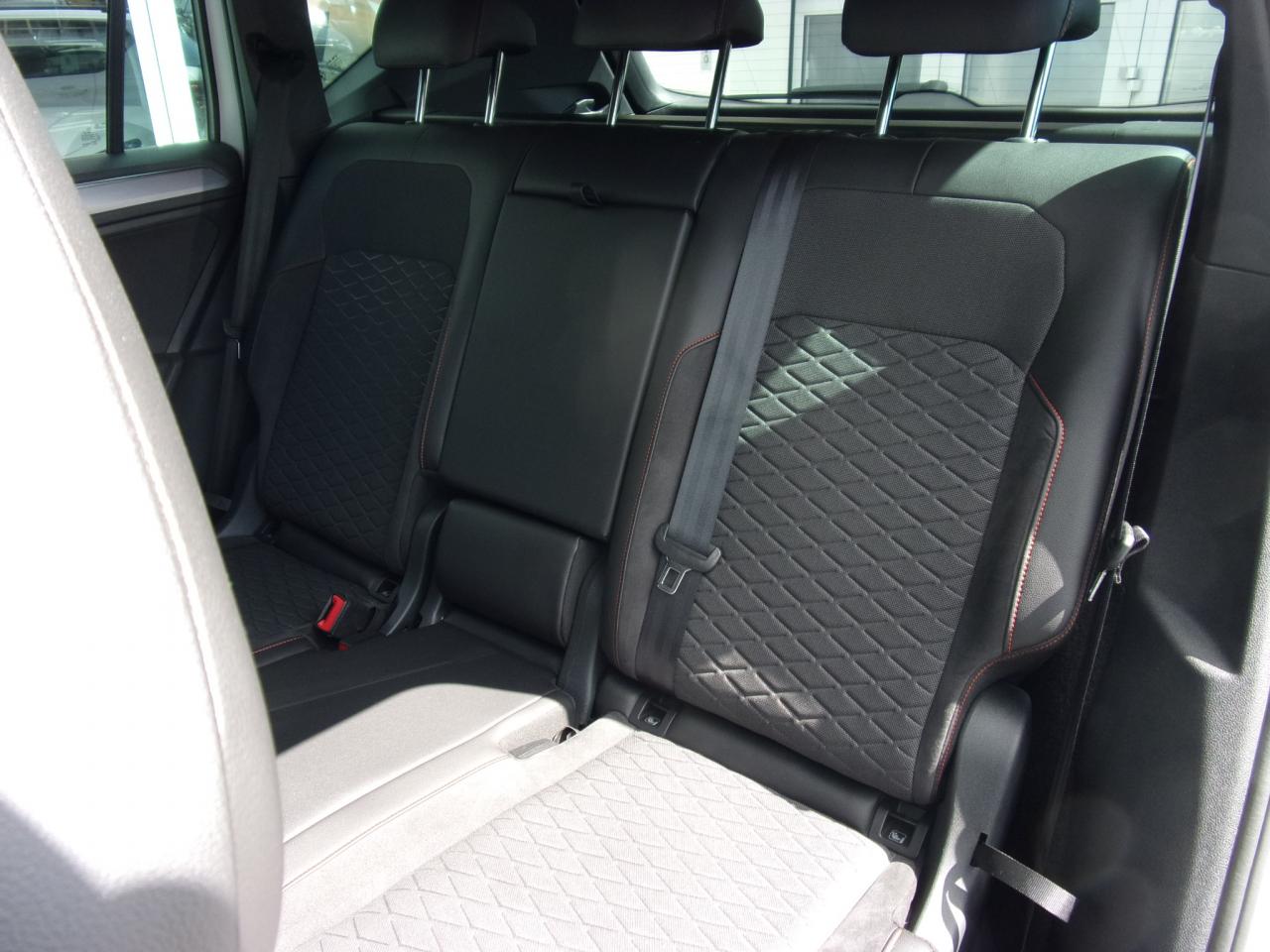 Seat TARRACO FR 2.0 TDI DSG AHZV NAVI STANDHEIZ. SHZ Bildbeschreibung: Seat TARRACO FR 2.0 TDI DSG AHZV NAVI STANDHEIZ. SHZ