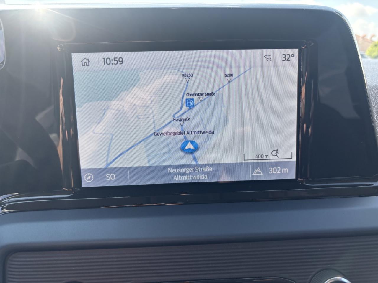 Ford TOURNEO 1.0 , CO2-Klasse: B, NAVI Bildbeschreibung: Ford TOURNEO 1.0 , CO2-Klasse: B, NAVI