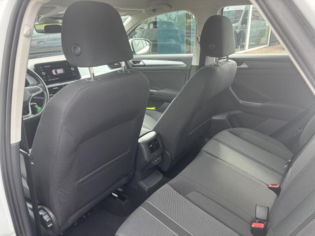 Volkswagen T ROC 1.0 TSI EINPARKH. DAB+ SITZHEIZ. FREISPR. Bildbeschreibung: Volkswagen T ROC 1.0 TSI EINPARKH. DAB+ SITZHEIZ. FREISPR.