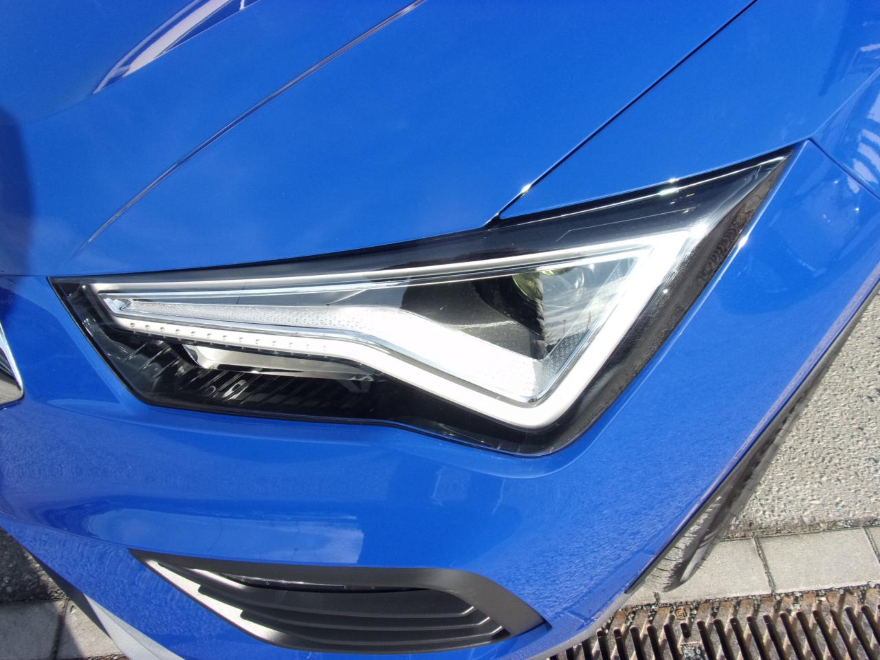 Seat ATECA STYLE 2.0 TDI DSG 4DRIVE DAB+ USB NAVI Bildbeschreibung: Seat ATECA STYLE 2.0 TDI DSG 4DRIVE DAB+ USB NAVI