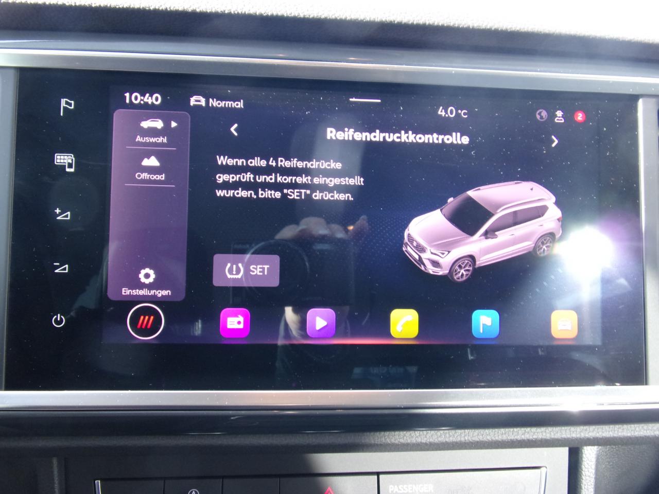 Seat ATECA STYLE 2.0 TDI DSG 4DRIVE DAB+ USB NAVI Bildbeschreibung: Seat ATECA STYLE 2.0 TDI DSG 4DRIVE DAB+ USB NAVI