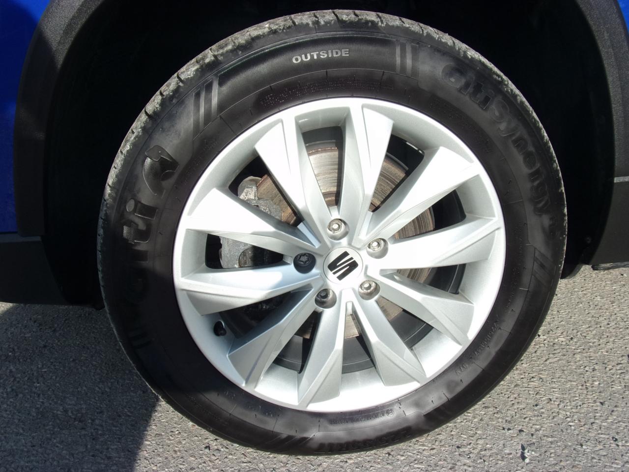 Seat ATECA STYLE 2.0 TDI DSG 4DRIVE DAB+ USB NAVI Bildbeschreibung: Seat ATECA STYLE 2.0 TDI DSG 4DRIVE DAB+ USB NAVI