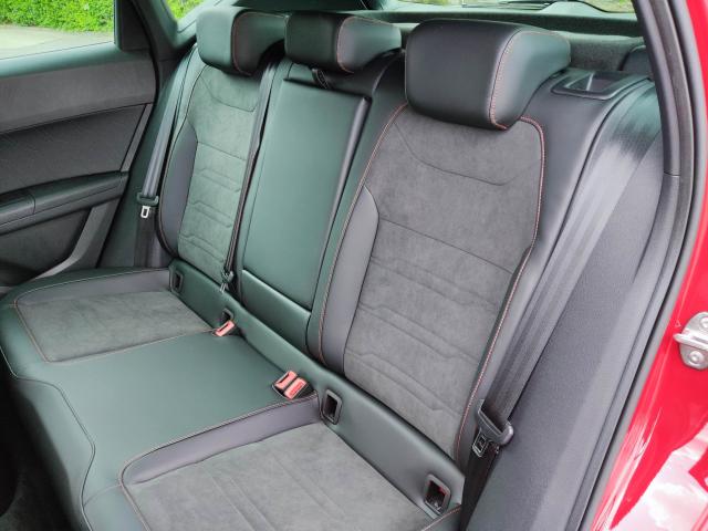 Seat ATECA FR BLACK EDITION 1.5 TSI DSG, CO2-Klasse: E, NAVI KAMERA Bildbeschreibung: Seat ATECA FR BLACK EDITION 1.5 TSI DSG, CO2-Klasse: E, NAVI KAMERA
