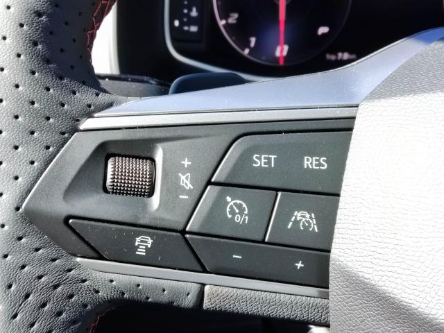 Seat ATECA FR BLACK EDITION 1.5 TSI DSG, CO2-Klasse: E, AHZV NAVI Bildbeschreibung: Seat ATECA FR BLACK EDITION 1.5 TSI DSG, CO2-Klasse: E, AHZV NAVI