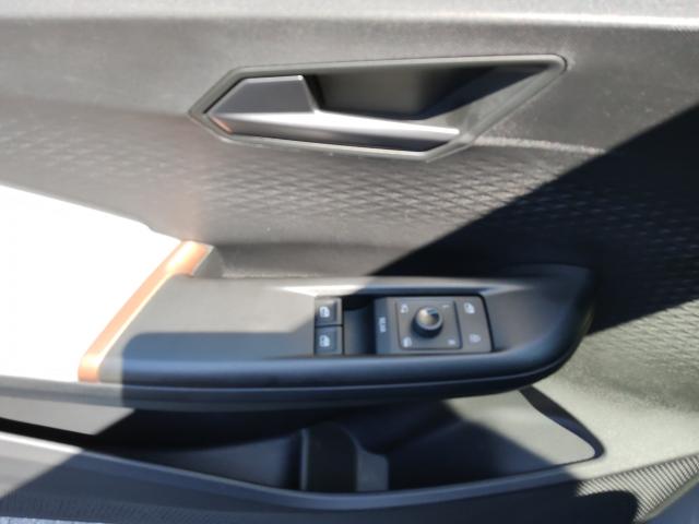 Cupra BORN 150 KW 58 KWH NAVI SITZHEIZ. EINPARKH. DAB+ Bildbeschreibung: Cupra BORN 150 KW 58 KWH NAVI SITZHEIZ. EINPARKH. DAB+