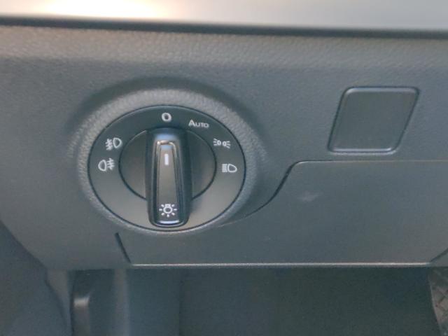 Seat ARONA FR 1.0 TSI DSG, CO2-Klasse: D, NAVI SITZHEIZ. AHZV-VORBER. Bildbeschreibung: Seat ARONA FR 1.0 TSI DSG, CO2-Klasse: D, NAVI SITZHEIZ. AHZV-VORBER.