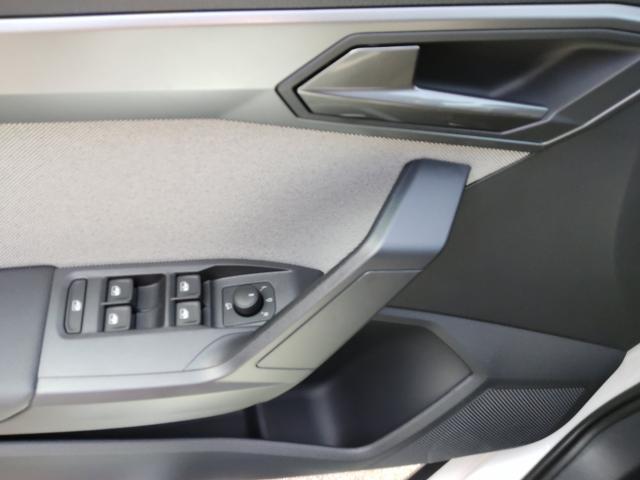 Seat ARONA FR 1.0 TSI, CO2-Klasse: D, NAVI SITZHEIZ. AHZV-VORBER. EPH Bildbeschreibung: Seat ARONA FR 1.0 TSI, CO2-Klasse: D, NAVI SITZHEIZ. AHZV-VORBER. EPH