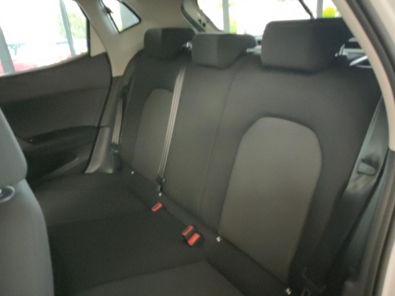 Seat IBIZA REFERENCE 1.0 ECO TSI SITZH. EINPARKH. DAB Bildbeschreibung: Seat IBIZA REFERENCE 1.0 ECO TSI SITZH. EINPARKH. DAB
