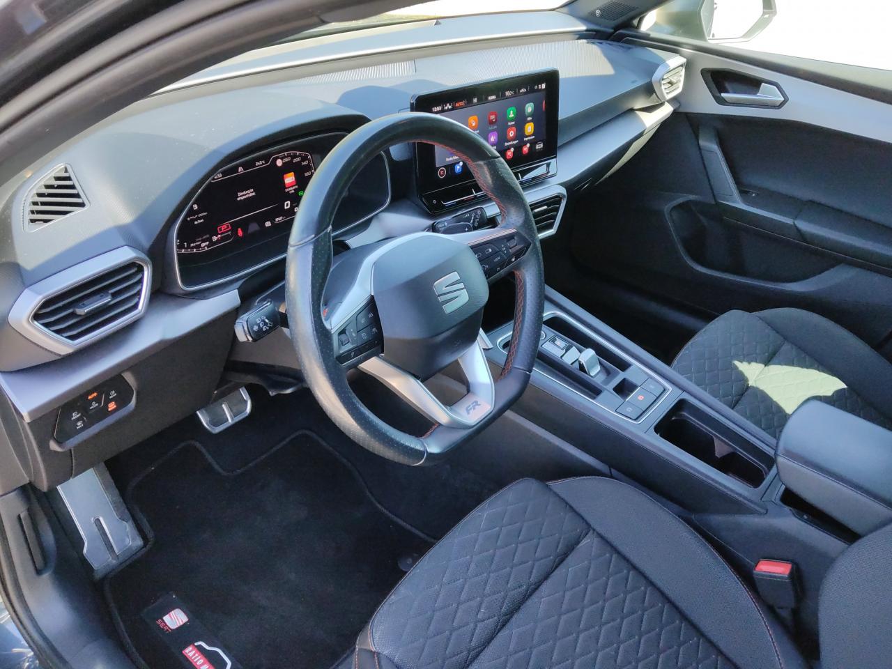 Seat LEON SPORTSTOURER FR PLUS 2.0 TSI DSG NAVI SHZ Bildbeschreibung: Seat LEON SPORTSTOURER FR PLUS 2.0 TSI DSG NAVI SHZ