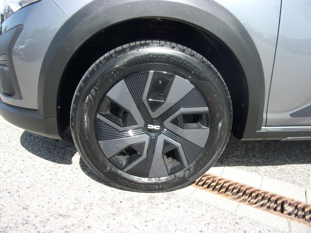 Dacia SANDERO STEPWAY 1.0 TCI EXPRESSION VOLL-LED DAB+ Bildbeschreibung: Dacia SANDERO STEPWAY 1.0 TCI EXPRESSION VOLL-LED DAB+