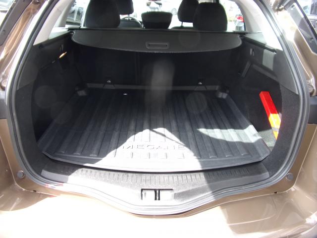 Renault MEGANE IV GRANDTOUR 1.2 TCE 100 ENERGY LIFE EPH Bildbeschreibung: Renault MEGANE IV GRANDTOUR 1.2 TCE 100 ENERGY LIFE EPH