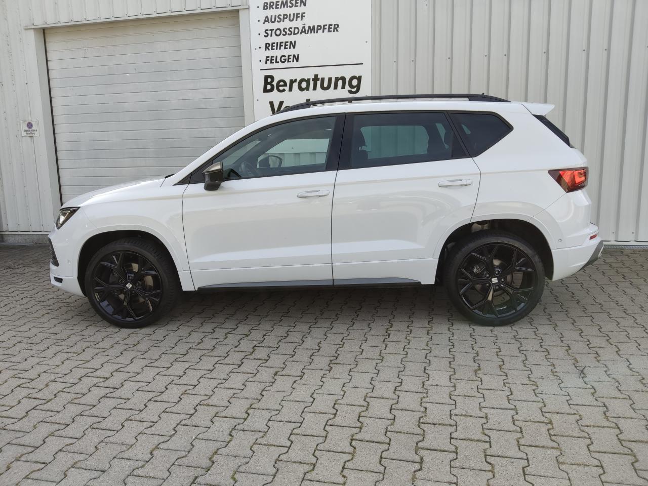 Seat ATECA FR 1.5 TSI ACT BEHEIZB.FRONTS. EL. HECKKL. Bildbeschreibung: Seat ATECA FR 1.5 TSI ACT BEHEIZB.FRONTS. EL. HECKKL.