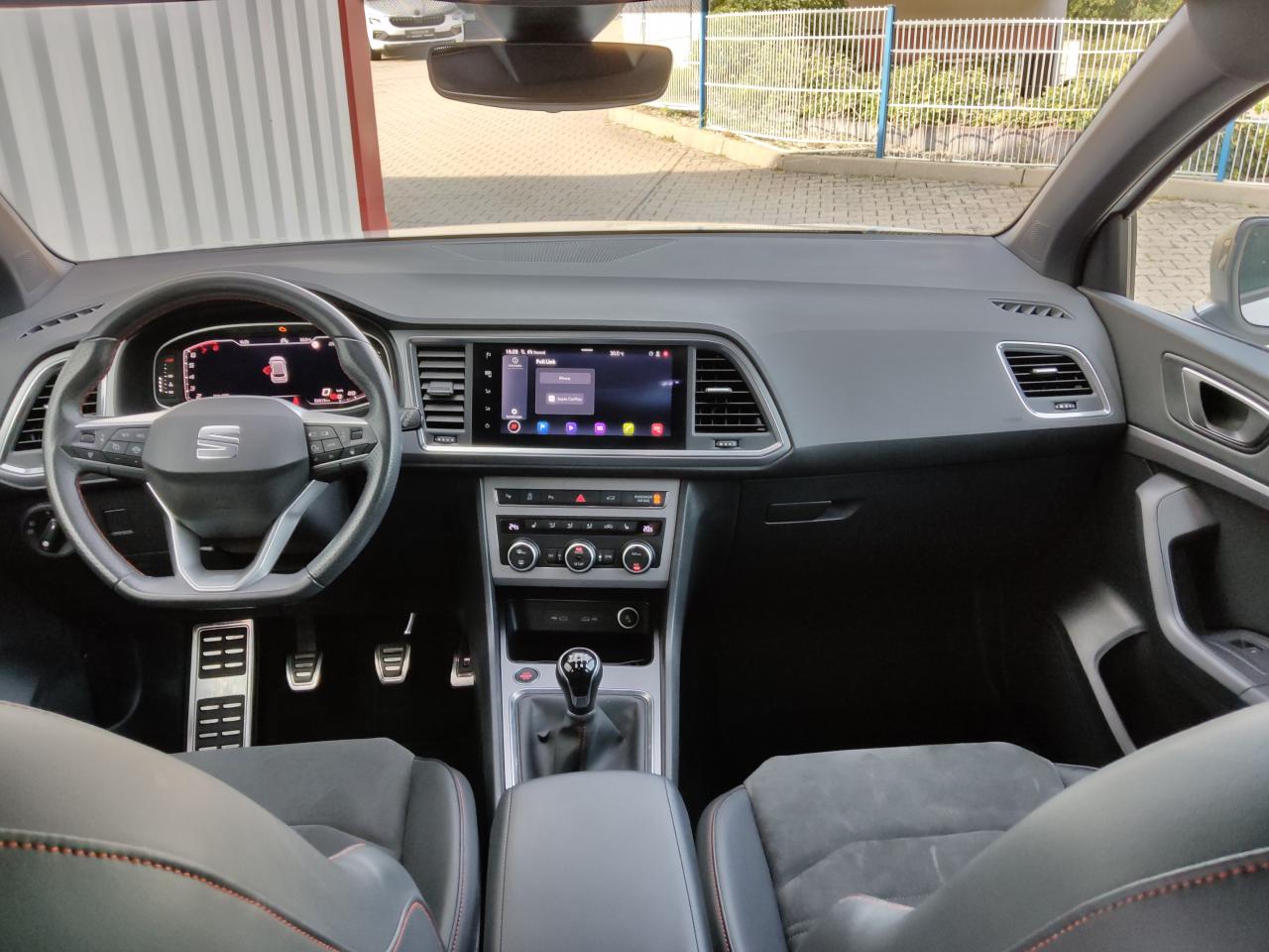 Seat ATECA FR 1.5 TSI ACT BEHEIZB.FRONTS. EL. HECKKL. Bildbeschreibung: Seat ATECA FR 1.5 TSI ACT BEHEIZB.FRONTS. EL. HECKKL.