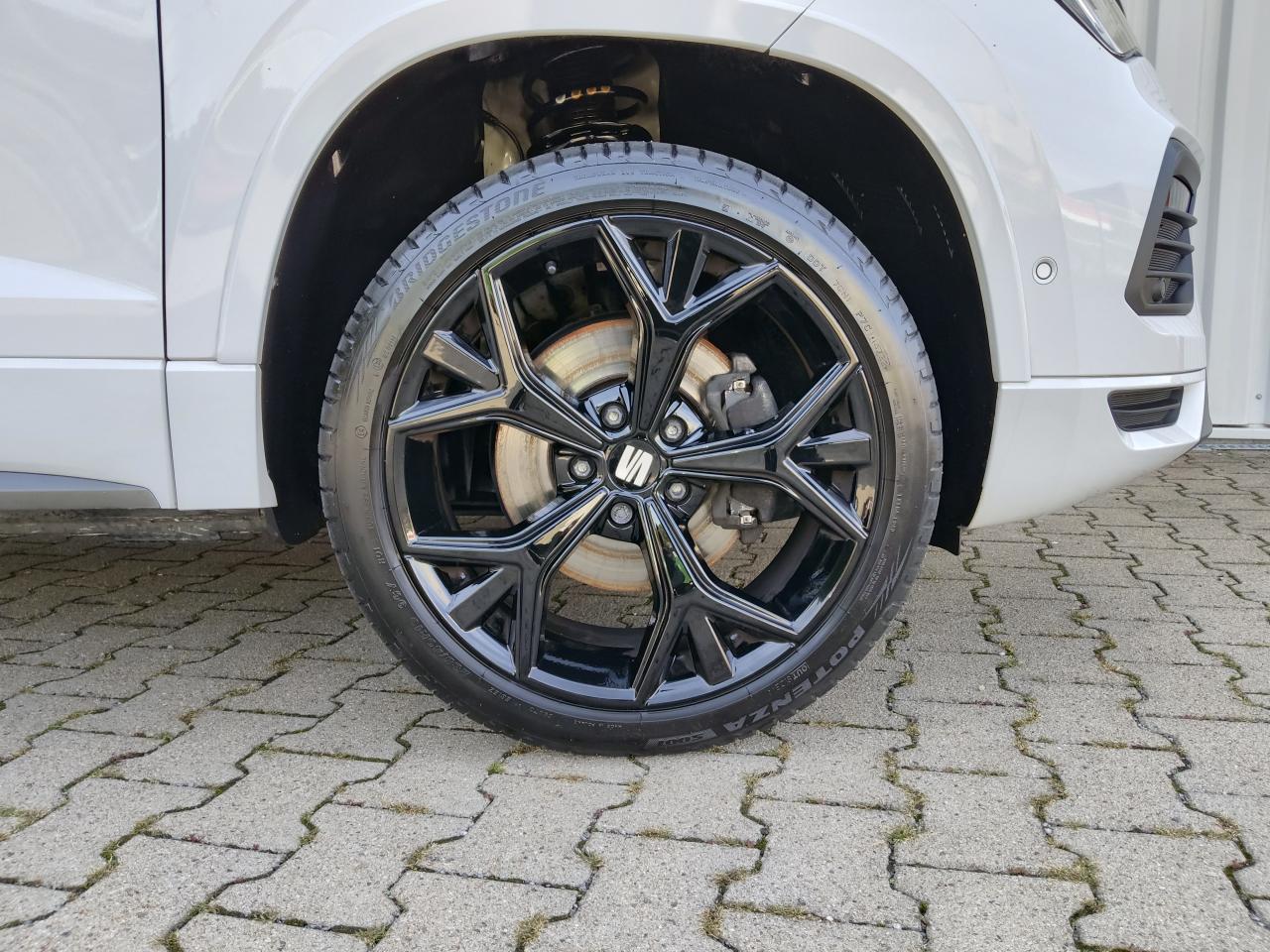 Seat ATECA FR 1.5 TSI ACT BEHEIZB.FRONTS. EL. HECKKL. Bildbeschreibung: Seat ATECA FR 1.5 TSI ACT BEHEIZB.FRONTS. EL. HECKKL.