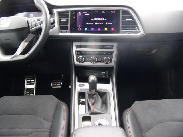 Seat ATECA FR 2.0 TSI DSG 4DRIVE AHZV NAVI SHZ DAB+ Bildbeschreibung: Seat ATECA FR 2.0 TSI DSG 4DRIVE AHZV NAVI SHZ DAB+