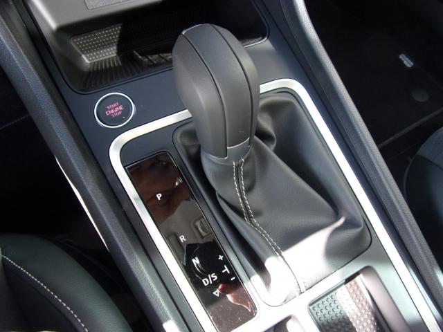 Seat ATECA ROAD EDITION 1.5 TSI DSG, CO2-Klasse: E, AHK NAVI TEMPOMAT Bildbeschreibung: Seat ATECA ROAD EDITION 1.5 TSI DSG, CO2-Klasse: E, AHK NAVI TEMPOMAT