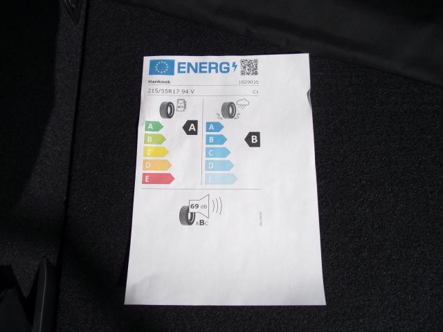 Seat ATECA ROAD EDITION 1.5 TSI DSG, CO2-Klasse: E, AHK NAVI TEMPOMAT Bildbeschreibung: Seat ATECA ROAD EDITION 1.5 TSI DSG, CO2-Klasse: E, AHK NAVI TEMPOMAT