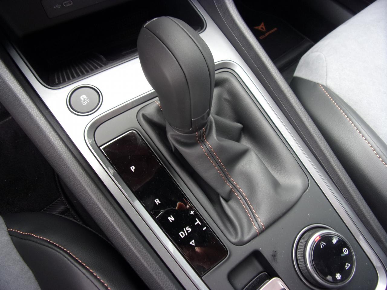 Cupra ATECA TRIBE EDITION 2.0 TSI DSG 4DRIVE AHK NAVI Bildbeschreibung: Cupra ATECA TRIBE EDITION 2.0 TSI DSG 4DRIVE AHK NAVI