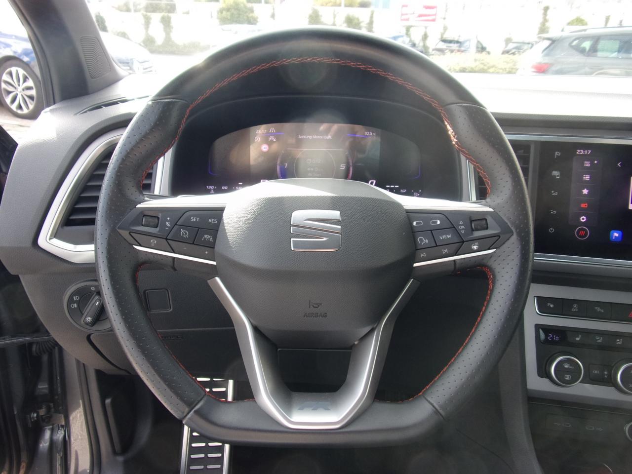 Seat ATECA FR 2.0 TDI DSG NAVI AHZV-VORBR. SITZHEIZ. Bildbeschreibung: Seat ATECA FR 2.0 TDI DSG NAVI AHZV-VORBR. SITZHEIZ.