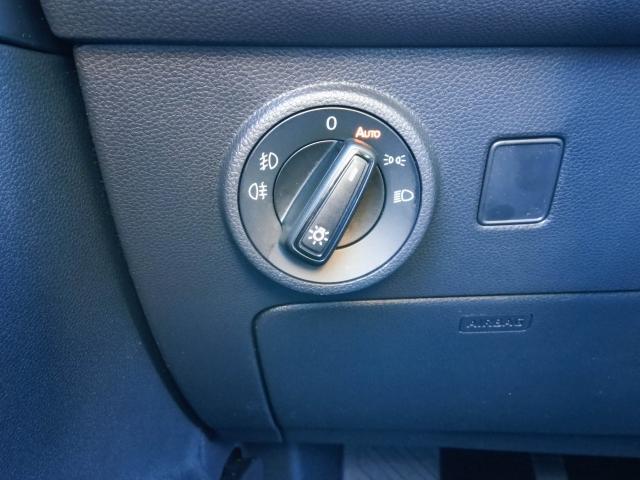 Seat ATECA ROAD EDITION 1.5 TSI, CO2-Klasse: E, NAVI AHZV-VORBER. Bildbeschreibung: Seat ATECA ROAD EDITION 1.5 TSI, CO2-Klasse: E, NAVI AHZV-VORBER.