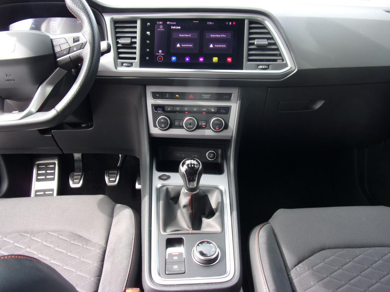 Seat ATECA FR 1.5 TSI BEHEIZB.LENKRAD VOLL-LED DAB+ Bildbeschreibung: Seat ATECA FR 1.5 TSI BEHEIZB.LENKRAD VOLL-LED DAB+