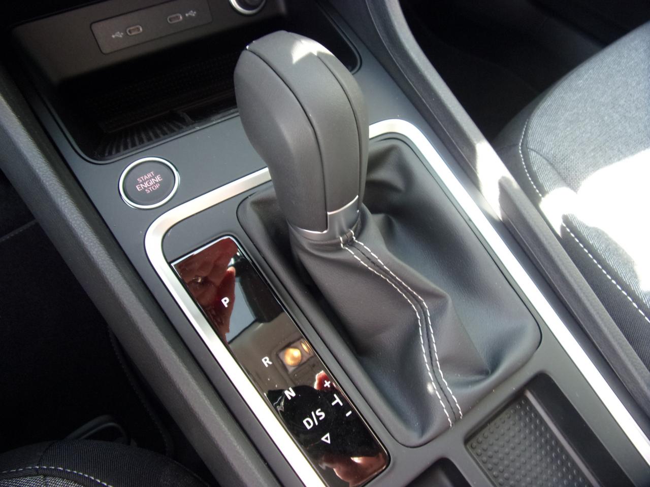 Seat ATECA ROAD EDITION 1.5 TSI DSG, CO2-Klasse: E, NAVI PARKLENKASS. Bildbeschreibung: Seat ATECA ROAD EDITION 1.5 TSI DSG, CO2-Klasse: E, NAVI PARKLENKASS.