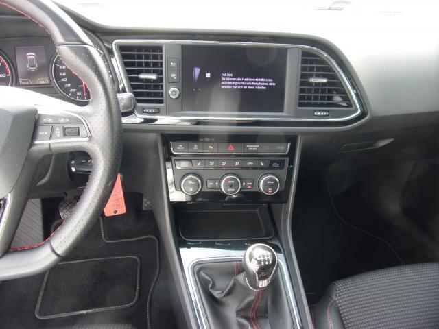 Seat LEON SPORTSTOURER FR 1.4 TSI NAVI SITZHEIZ. EPH Bildbeschreibung: Seat LEON SPORTSTOURER FR 1.4 TSI NAVI SITZHEIZ. EPH