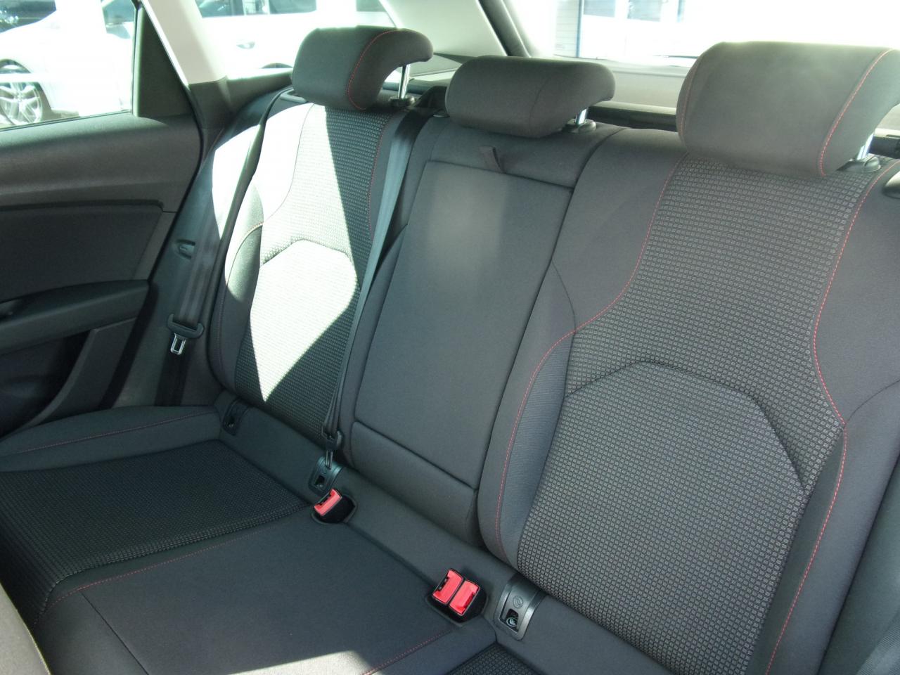 Seat LEON SPORTSTOURER FR 1.4 TSI ACT NAVI SITZHEIZ. Bildbeschreibung: Seat LEON SPORTSTOURER FR 1.4 TSI ACT NAVI SITZHEIZ.