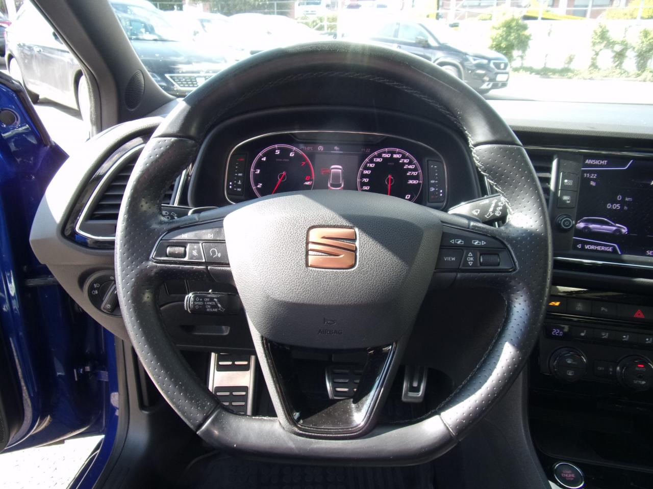 Seat LEON SPORTSTOURER CUPRA 2.0 TSI DSG 4DRIVE NAVI Bildbeschreibung: Seat LEON SPORTSTOURER CUPRA 2.0 TSI DSG 4DRIVE NAVI