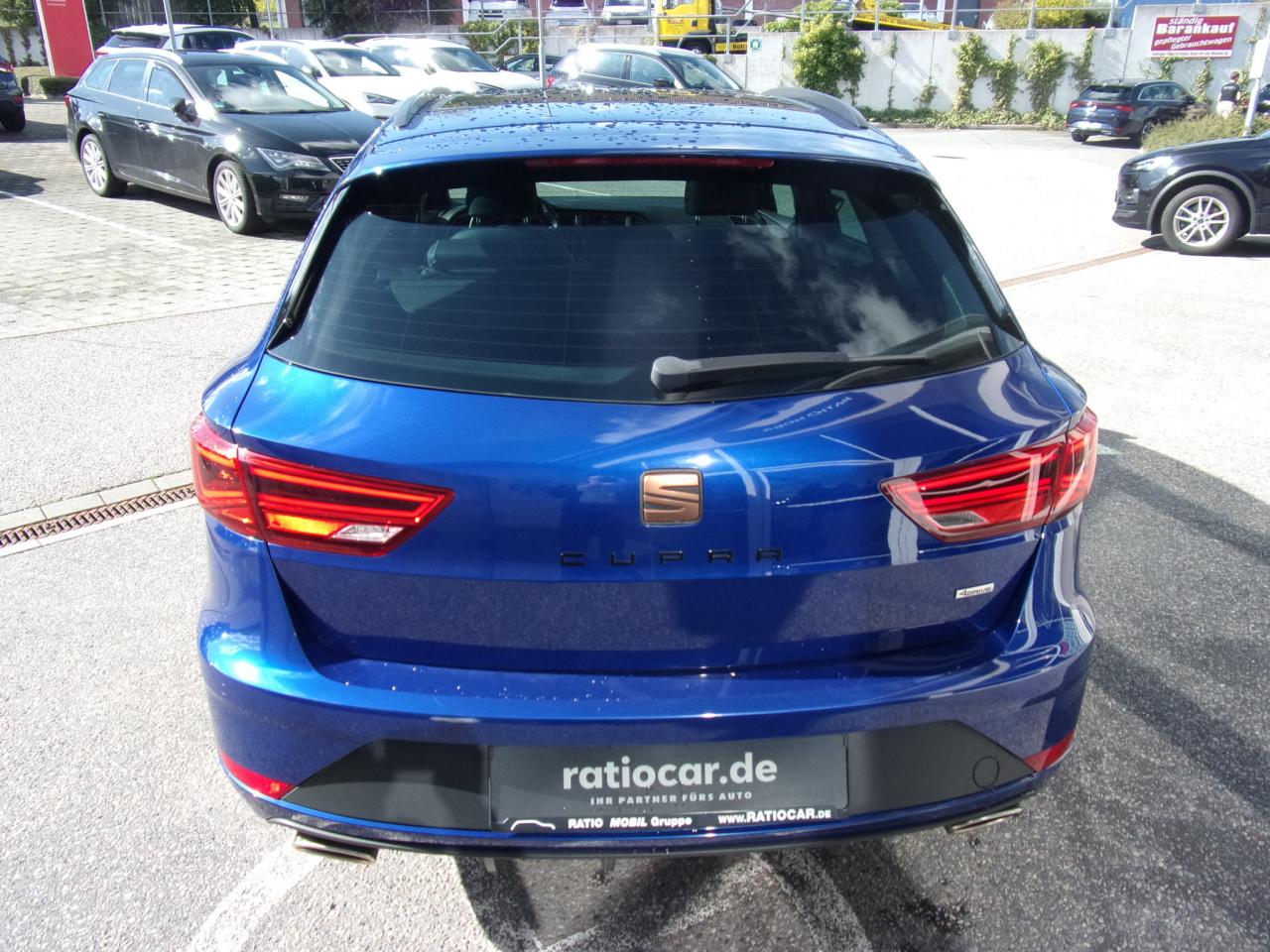 Seat LEON SPORTSTOURER CUPRA 2.0 TSI DSG 4DRIVE NAVI Bildbeschreibung: Seat LEON SPORTSTOURER CUPRA 2.0 TSI DSG 4DRIVE NAVI